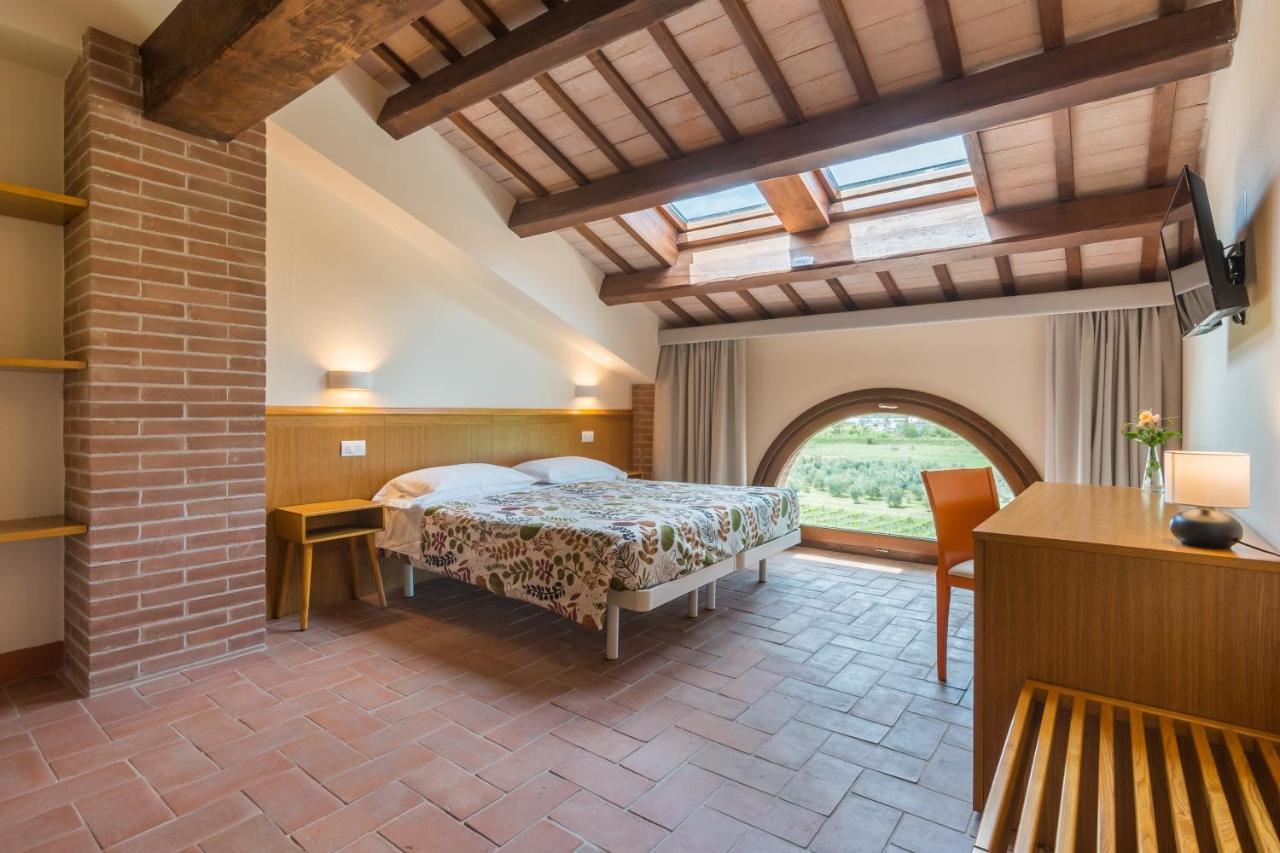 Hotel Collina dei Poeti SantʼArcangelo di Romagna Esterno foto