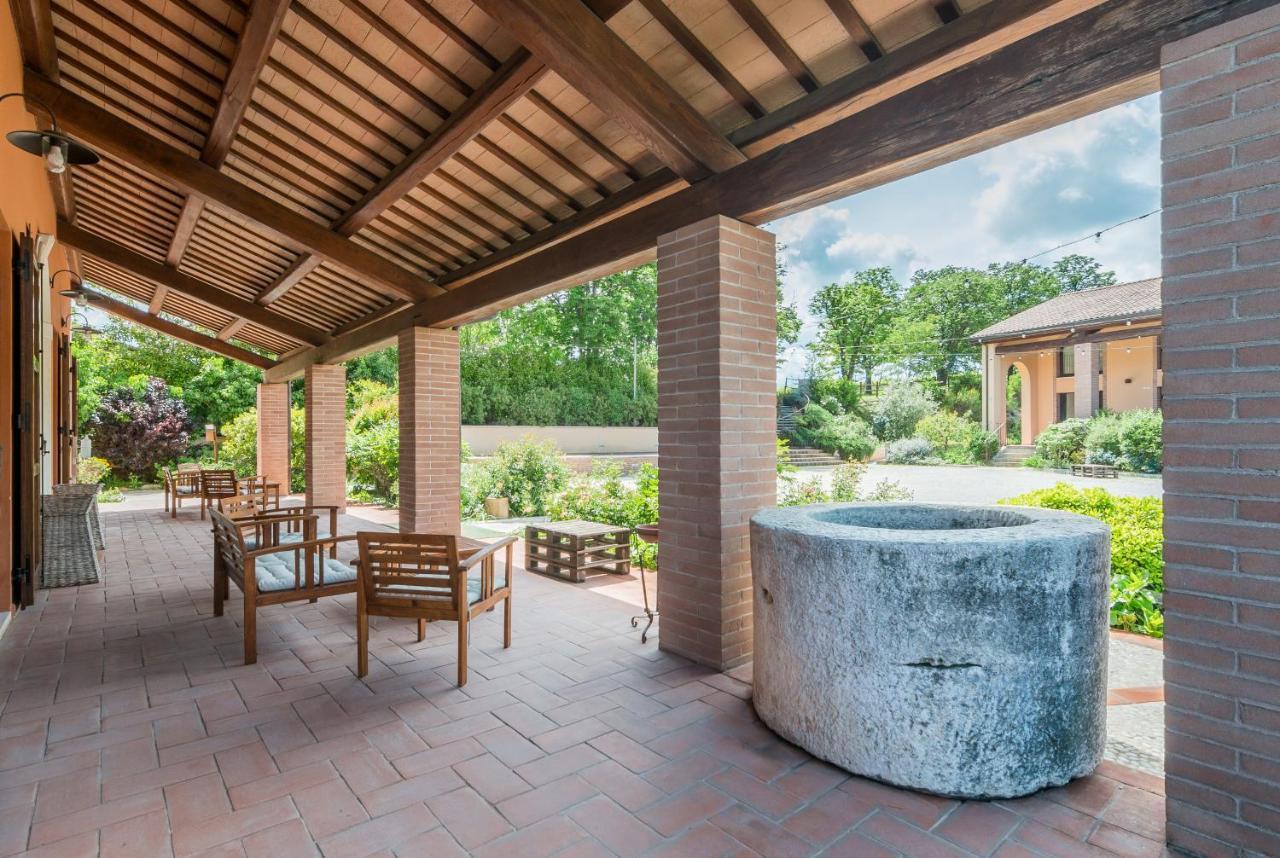 Hotel Collina dei Poeti SantʼArcangelo di Romagna Esterno foto